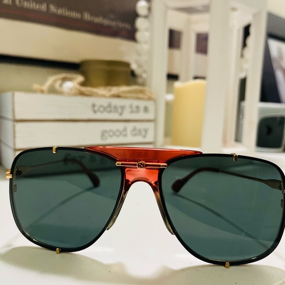 Gucci aviator shades - Picture 1 of 5